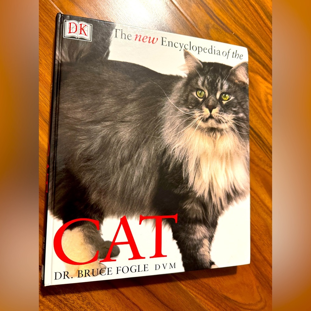 NWT The New Encyclopedia of the Cat Hardcover